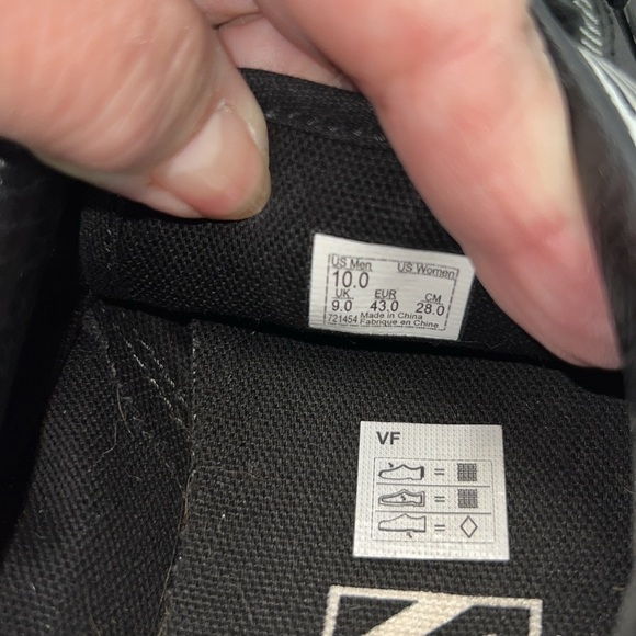 Vans old-skool “ plaid is not dead” gym shoes/sneakers. Men’s size 10. EUC. - Picture 6 of 6